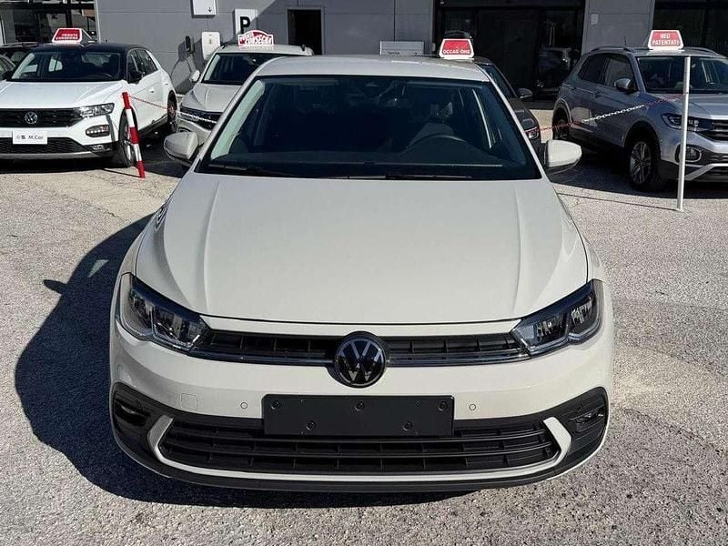 Ascot grey Nuova 2025 VW Polo Edition Tre volumi | 21.900 € (Buon prezzo) - Immagine 1/4