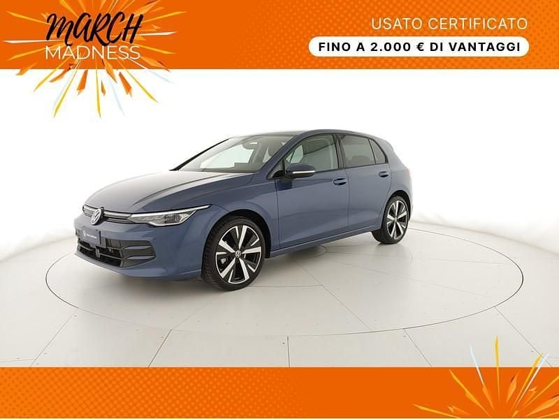 Usata VW Golf VIII Edition 116 CV (85 kW) 2024 Anemone blue metallizzato Berlina