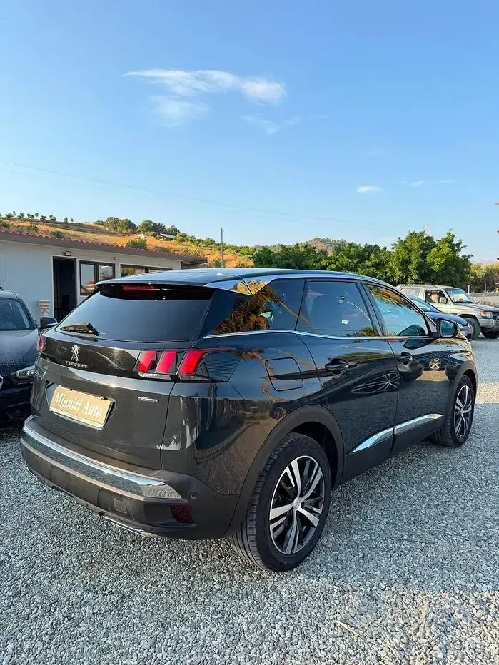 Usata Peugeot 3008 GT-line 131 CV (96 kW) 2020 Grigio SUV