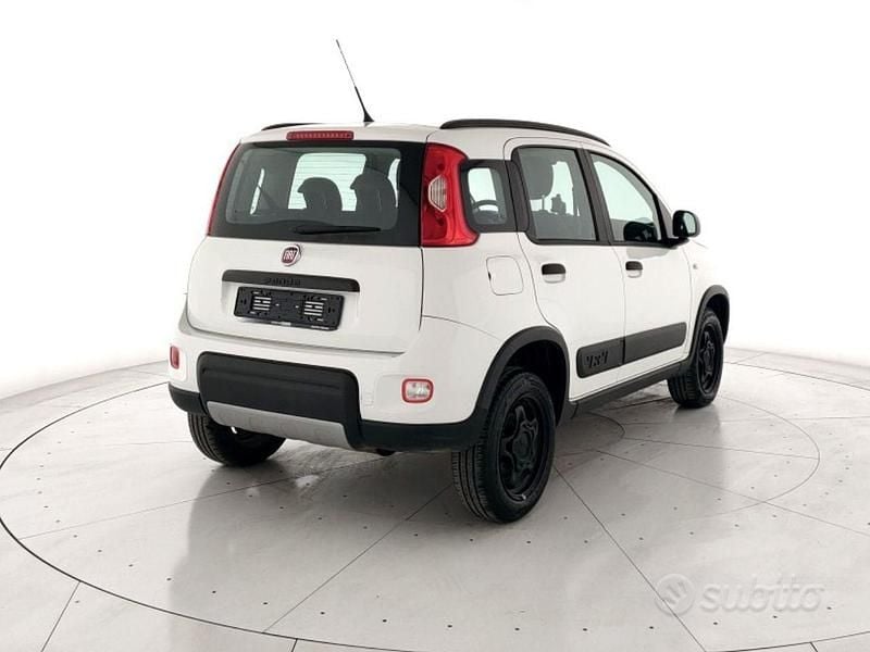 Usata Fiat Panda 4x4 S 95 CV (69 kW) 2018 Bianco Utilitaria