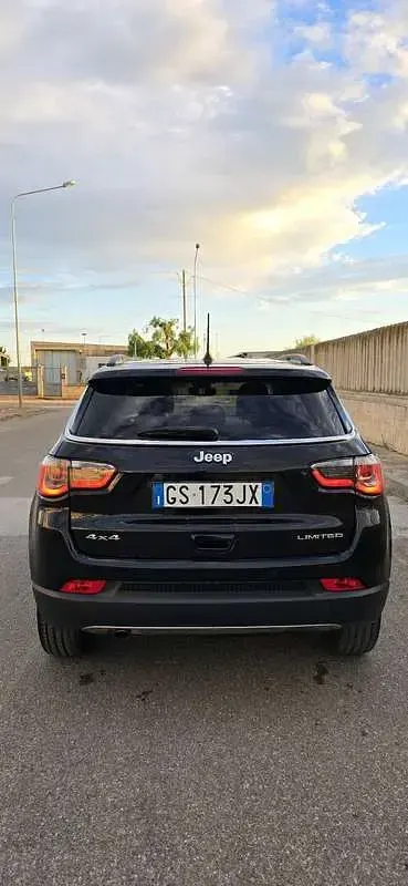Usata Jeep Compass Limited 140 CV (102 kW) 2018 SUV