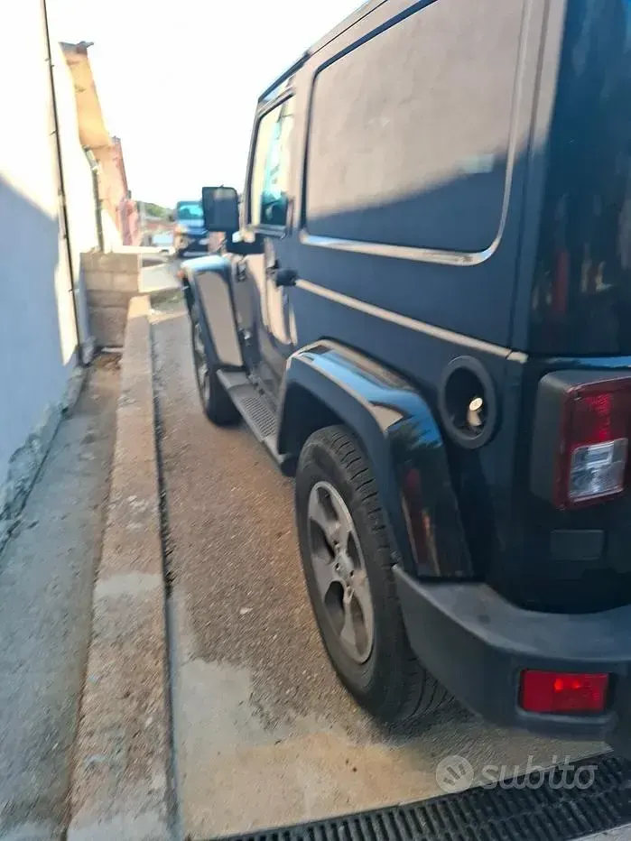 Usata Jeep Wrangler Sahara 200 CV (147 kW) 2018 Nero SUV