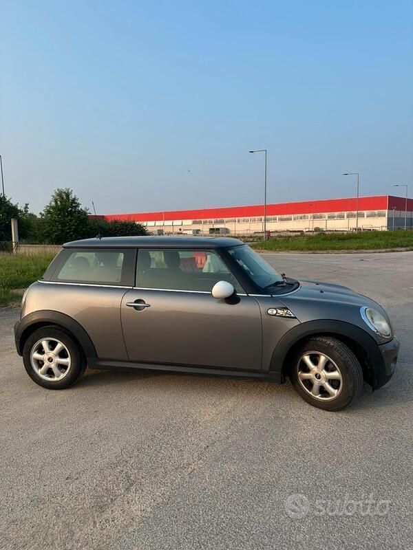 Usata Mini ONE 95 CV (69 kW) 2010 Utilitaria