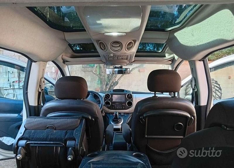 Begagnad Peugeot Partner Tepee 110 HK (80 kW) 2008 Grå Minibuss