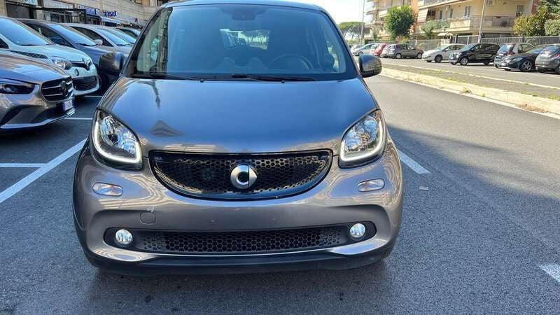 Grigio Usata 2019 Smart ForFour Passion Utilitaria | 14.900 € (Buon prezzo) - Immagine 1/4