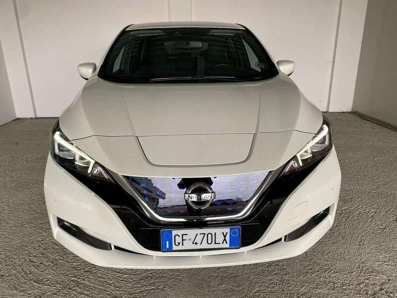 Bianco Usata 2021 Nissan Leaf N-Connecta Due volumi | 14.500 € (Buon prezzo) - Immagine 1/4
