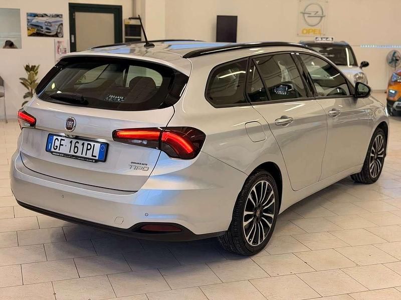 Usata Fiat Tipo Sport 101 CV (74 kW) 2021 Argento Station wagon
