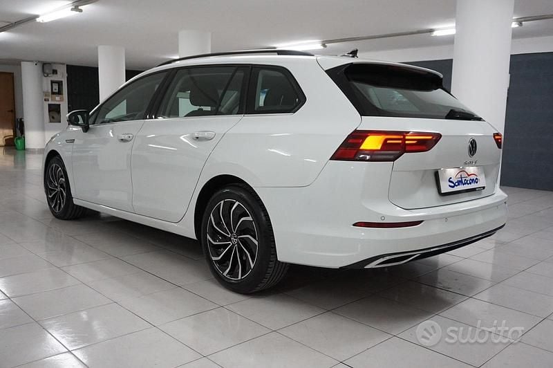 Brugt VW Golf VIII 116 HK (85 kW) 2021 Hvid Stationcar