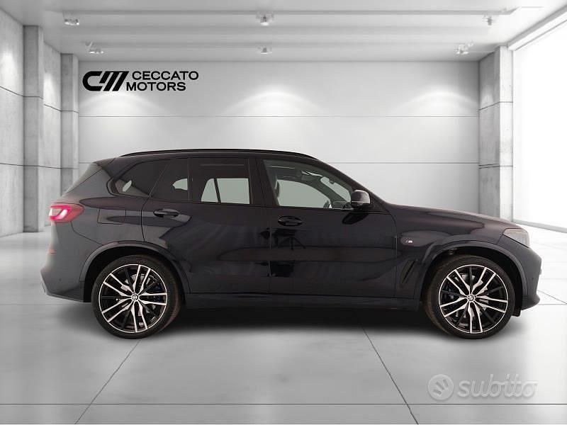 Usata BMW X5 M Sport 340 CV (250 kW) 2023 Blu SUV