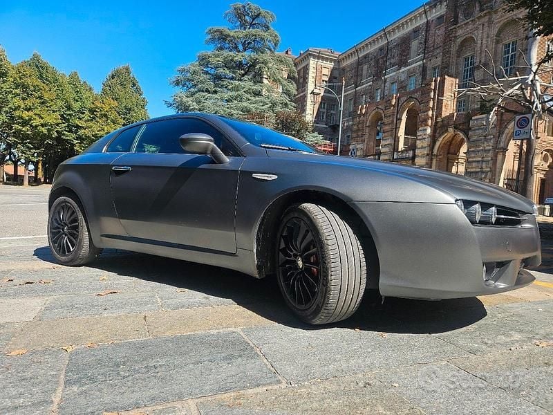 Usata Alfa Romeo Brera 170 CV (125 kW) 2011 Grigio Coupé