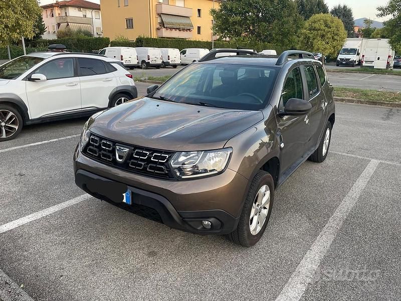 Usata Dacia Duster Comfort 114 CV (83 kW) 2020 Marrone SUV
