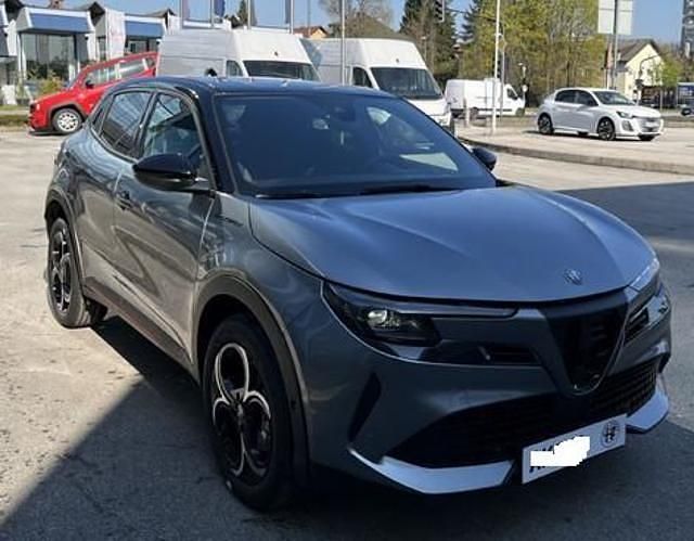 Nuova Alfa Romeo GT Junior Edizione Speciale 145 CV (106 kW) 2025 Grigio SUV