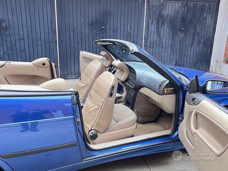 Usata Saab 9-3 Cabriolet 149 CV (109 kW) 2002 Blu Cabrio