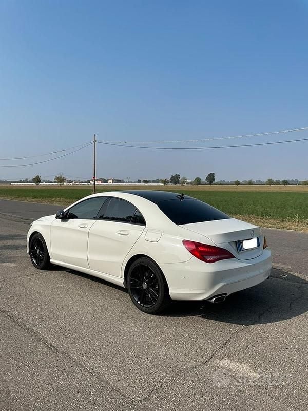 Usata Mercedes CLA220 177 CV (130 kW) 2016 Bianco Berlina