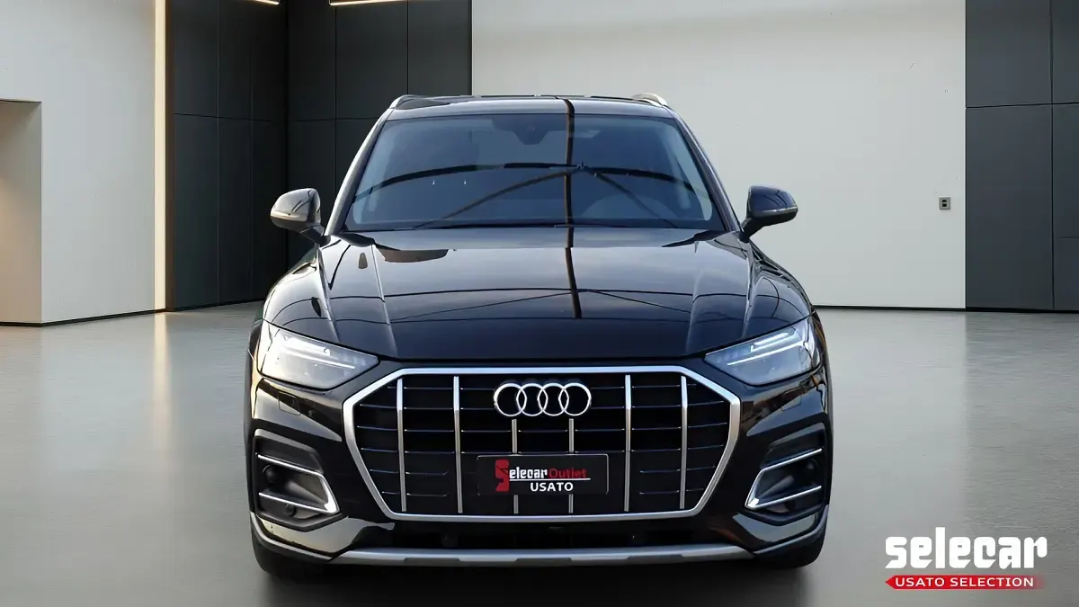 Usata Audi Q5 Advanced 163 CV (119 kW) 2023 R2t nero perla SUV