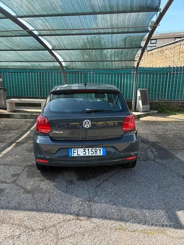 Usata VW Polo 60 CV (44 kW) 2017 Grigio Berlina