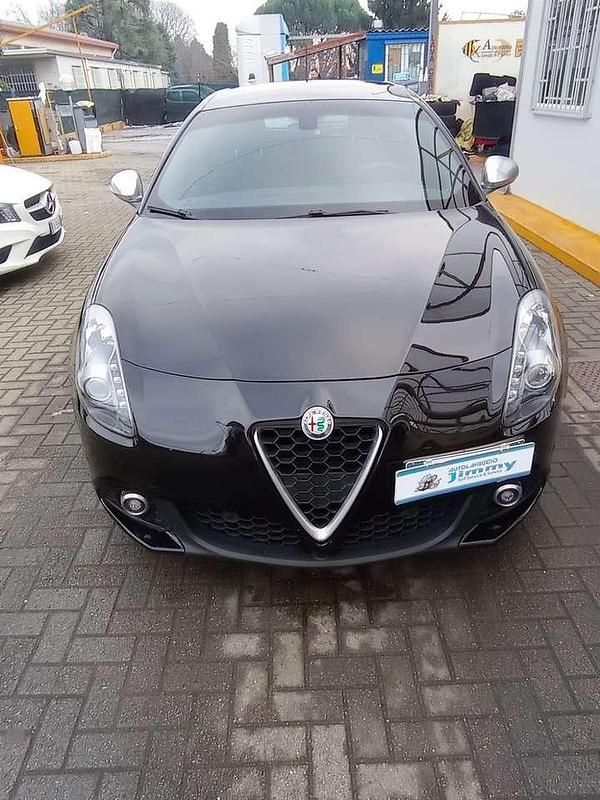 Usata Alfa Romeo Giulietta Super 120 CV (88 kW) 2018 Other Utilitaria