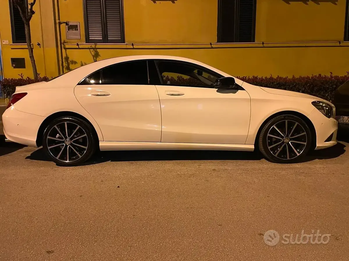 Usata Mercedes CLA220 177 CV (130 kW) 2015 Coupé