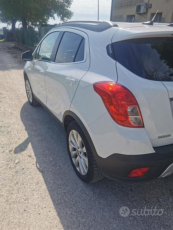 Usata Opel Mokka 136 CV (100 kW) 2015 Bianco SUV