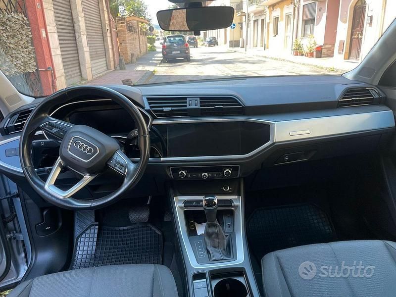 Usata Audi Q3 Advanced Plus 150 CV (110 kW) 2018 Grigio SUV