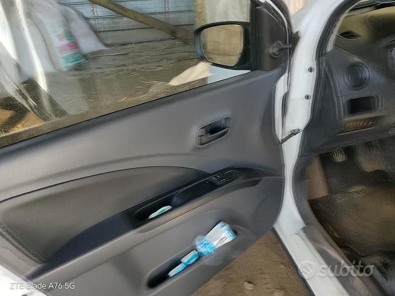 Usata Suzuki Celerio 68 CV (50 kW) 2014 Bianco Utilitaria