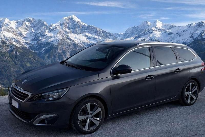 Usata Peugeot 308 SW Allure 120 CV (88 kW) 2016 Station wagon