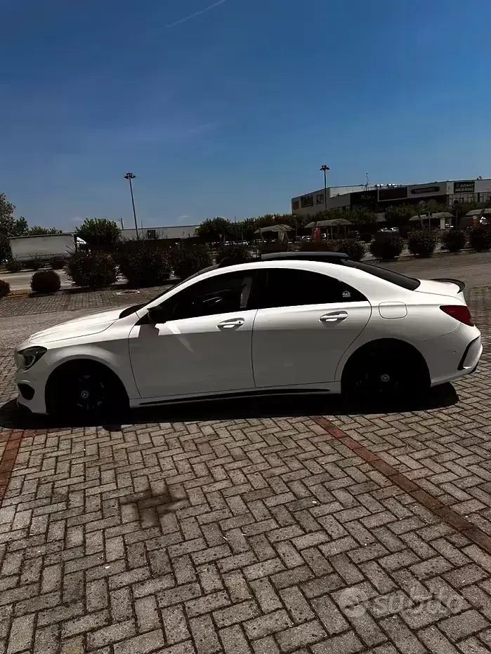 Usata Mercedes CLA220 170 CV (125 kW) 2013 Bianco Berlina
