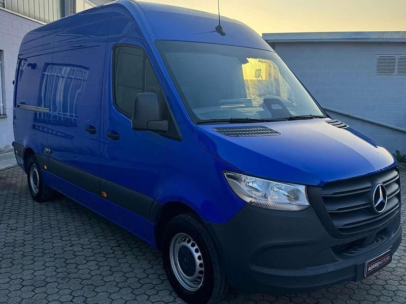 Usata Mercedes Sprinter 114 CV (83 kW) 2025 Blu/azzurro Furgone