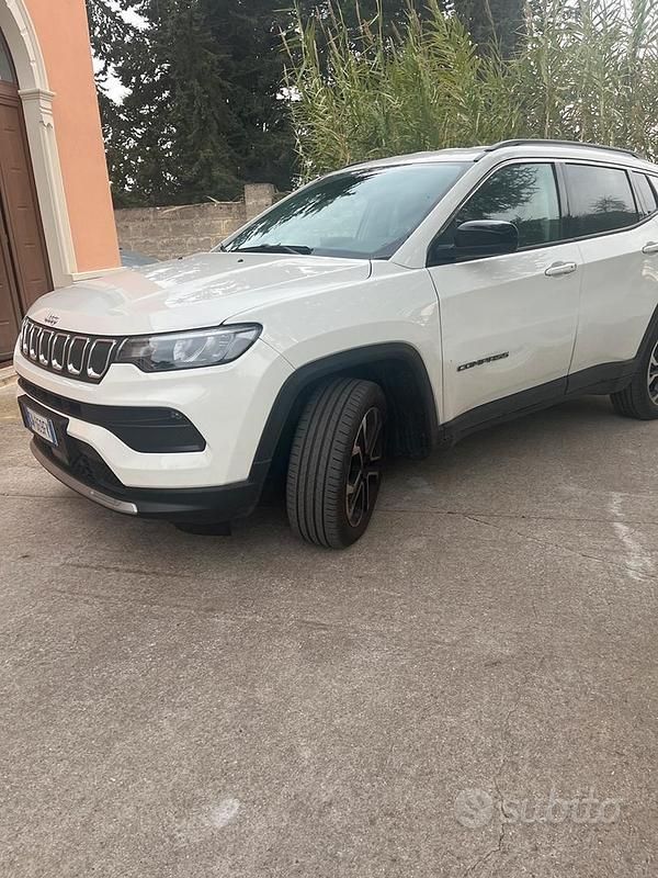 Usata Jeep Compass 130 CV (95 kW) 2024 Bianco SUV