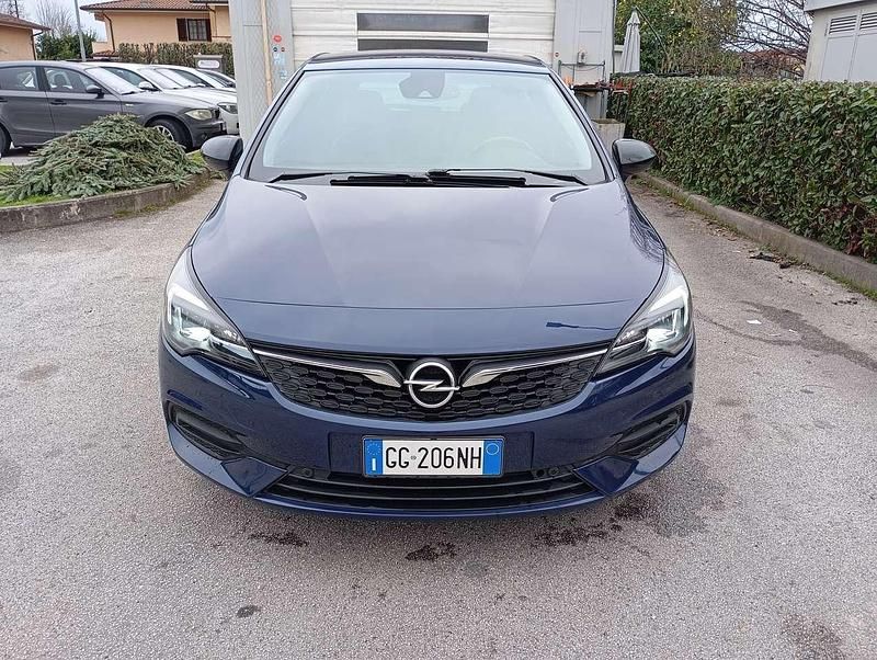 Usata Opel Astra Business 122 CV (89 kW) 2021 Blu/azzurro Berlina