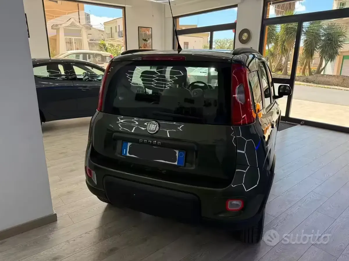 Usata Fiat Panda Trekking 75 CV (55 kW) 2013 Verde Utilitaria