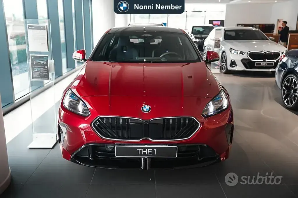 Nuova BMW 120 M Sport 150 CV (110 kW) 2025 Rosso Utilitaria