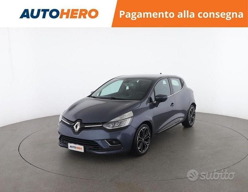 Grigio Usata 2017 Renault Clio IV Tre volumi | 9199 € (Buon prezzo) - Immagine 1/2