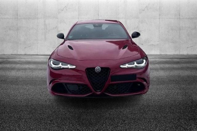Usata Alfa Romeo Giulia Quadrifoglio 519 CV (381 kW) 2023 Rosso Berlina