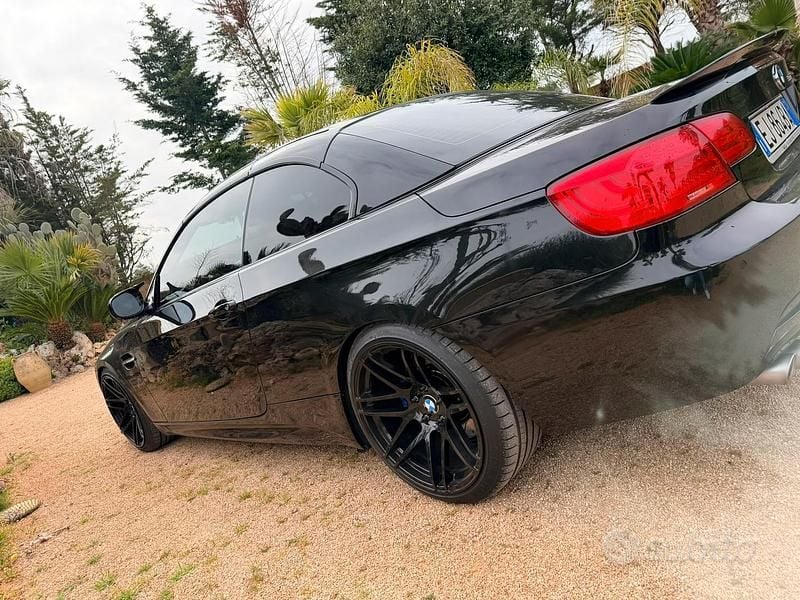 Usata BMW 330 Cabriolet M Sport 245 CV (180 kW) 2011 Nero Cabrio