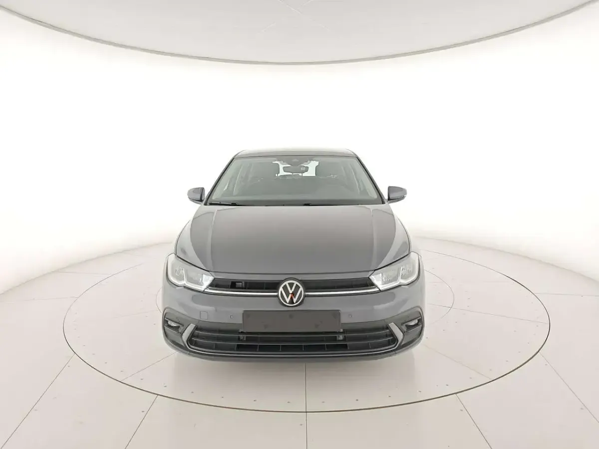 Usata VW Polo Life 95 CV (69 kW) 2025 Grigio Utilitaria
