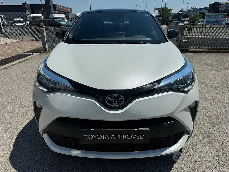 Usata Toyota C-HR Trend 122 CV (89 kW) 2022 Other SUV