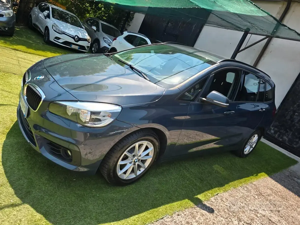 Usata BMW 218 150 CV (110 kW) 2017 Grigio Station wagon