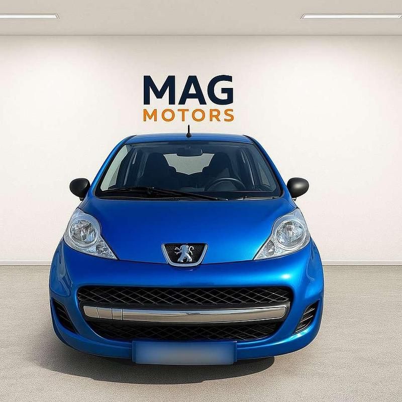 Other Usata 2011 Peugeot 107 Allure Due volumi | 4900 € (Buon prezzo) - Immagine 1/4