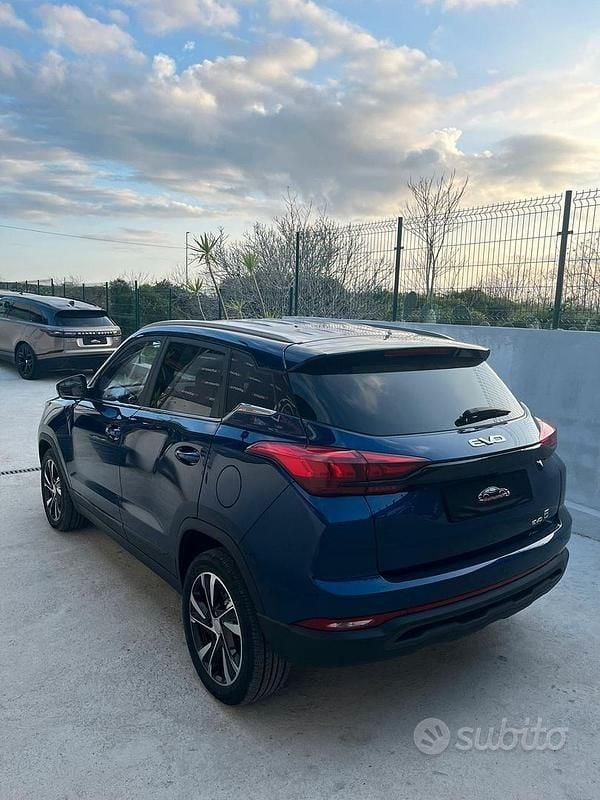 Usata EVO Evo 5 127 CV (93 kW) 2025 Blu SUV