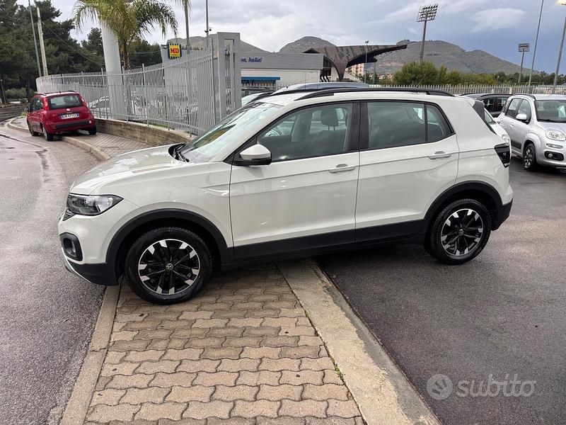 Usata VW T-Cross Sport 95 CV (69 kW) 2023 Beige SUV