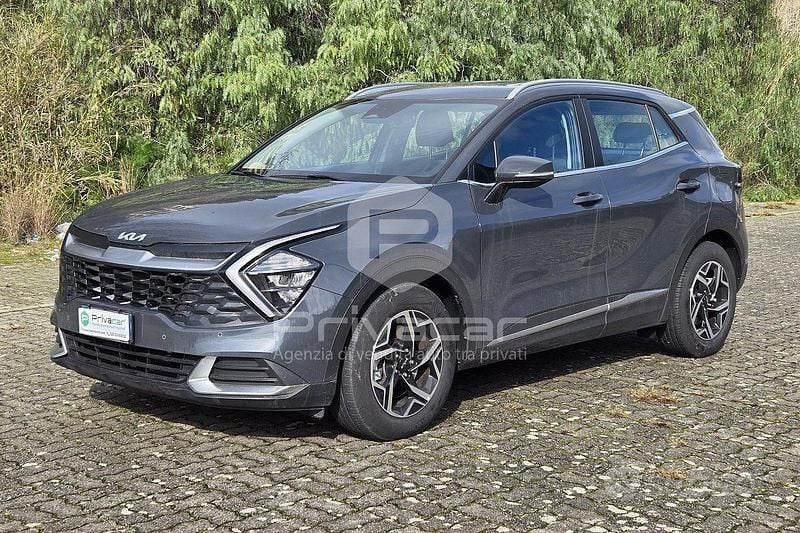Grigio Usata 2023 Kia Sportage SUV | 23.300 € (Super prezzo) - Immagine 1/4