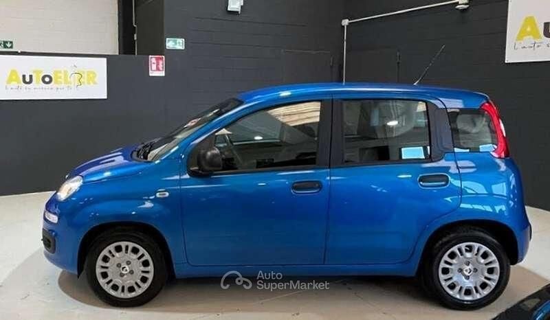 Nouvelle Fiat Panda Icon 65 ch (47 kW) 2026 Bleue Citadine