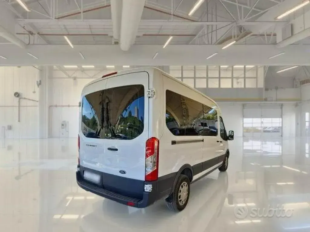 Usata Ford Transit Custom 131 CV (96 kW) 2021 Bianco Monovolume