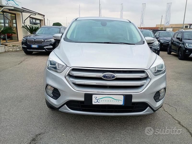 Usata Ford Kuga S 120 CV (88 kW) 2019 Grigio SUV