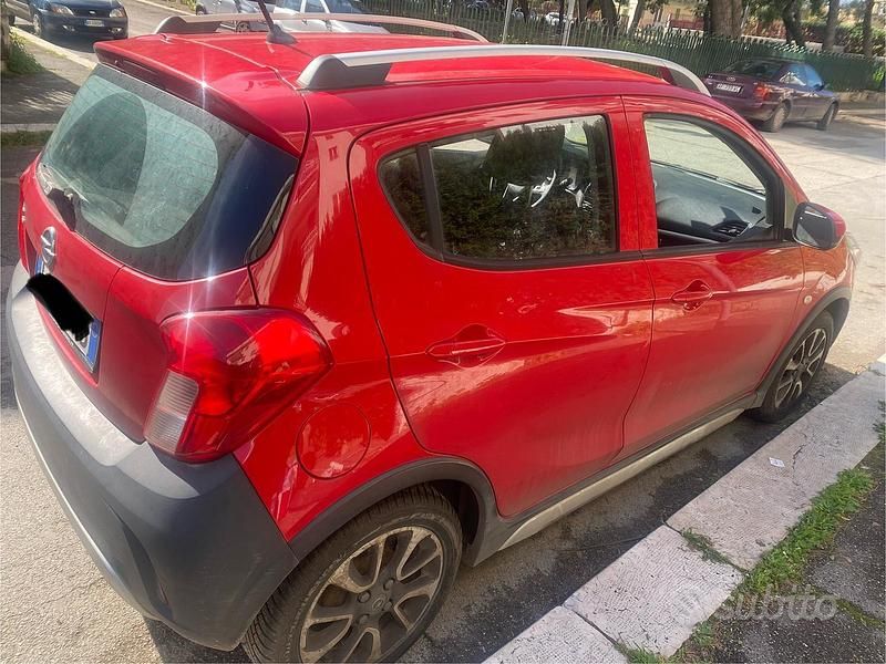 Usata Opel Karl Rocks 73 CV (53 kW) 2019 Rosso Utilitaria