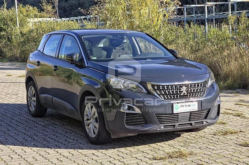 Usata Peugeot 3008 Business-Line 120 CV (88 kW) 2018 Blu SUV