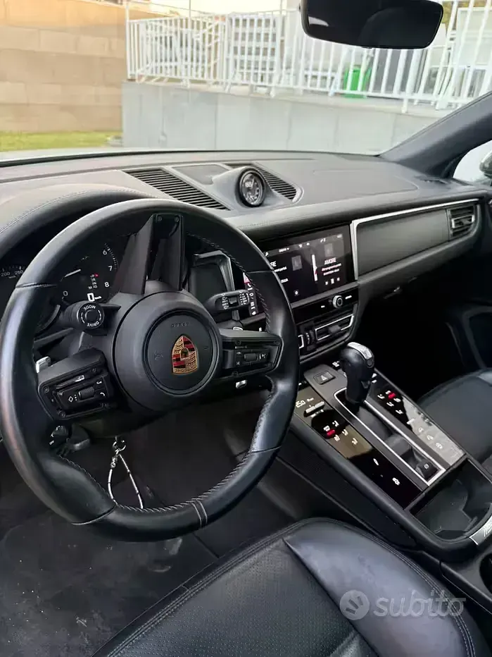 Usata Porsche Macan T 265 CV (194 kW) 2022 Grigio SUV