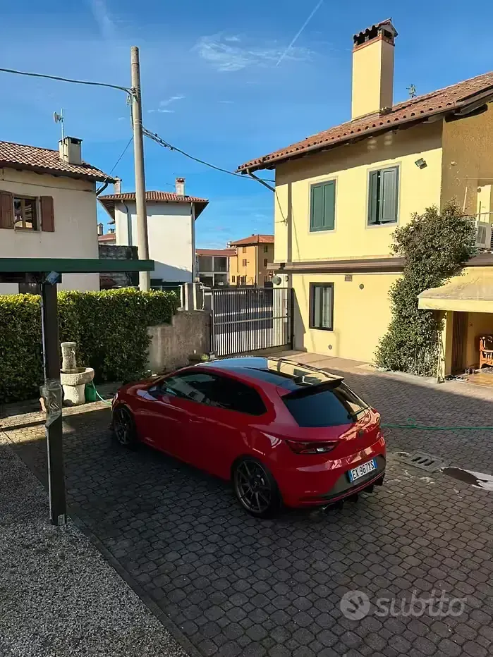 Usata Seat Leon CUPRA 280 CV (205 kW) 2015 Rosso