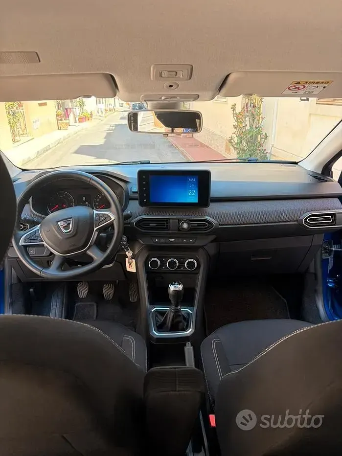 Usata Dacia Sandero Comfort 90 CV (66 kW) 2022 Bluazzurro Utilitaria